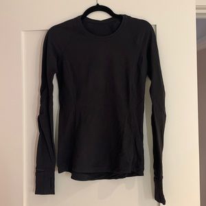 Lululemon black Rulu Run shirt, size 8